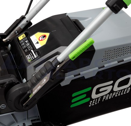 Rasaerba a batteria EGO LM 1903 E - SP = LM1900E - SP con batteria 5 AH e caricabatteria rapido